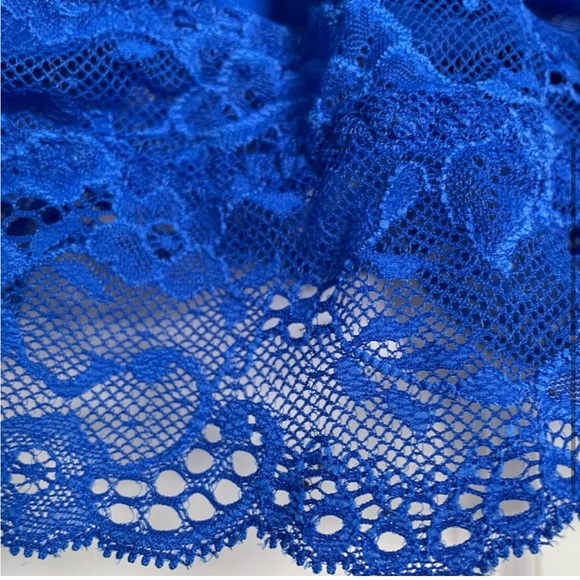 VS PINK Bra Bundle Size Small - Picture 4 of 11